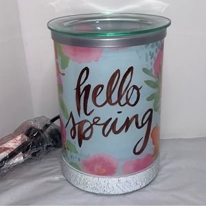 New in Box! Scentsy Hello Spring Warmer